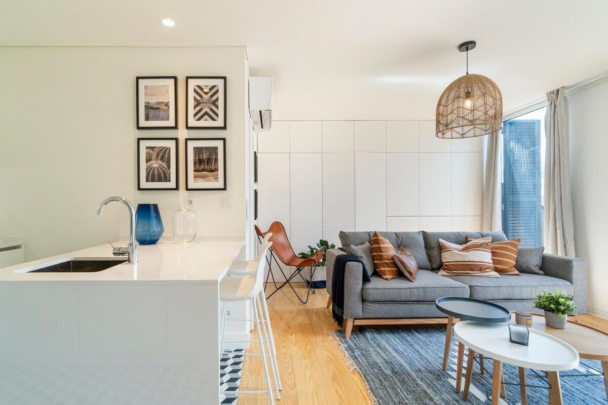 Modern 1 Bedroom Lisbon Apartment With Balcony Экстерьер фото